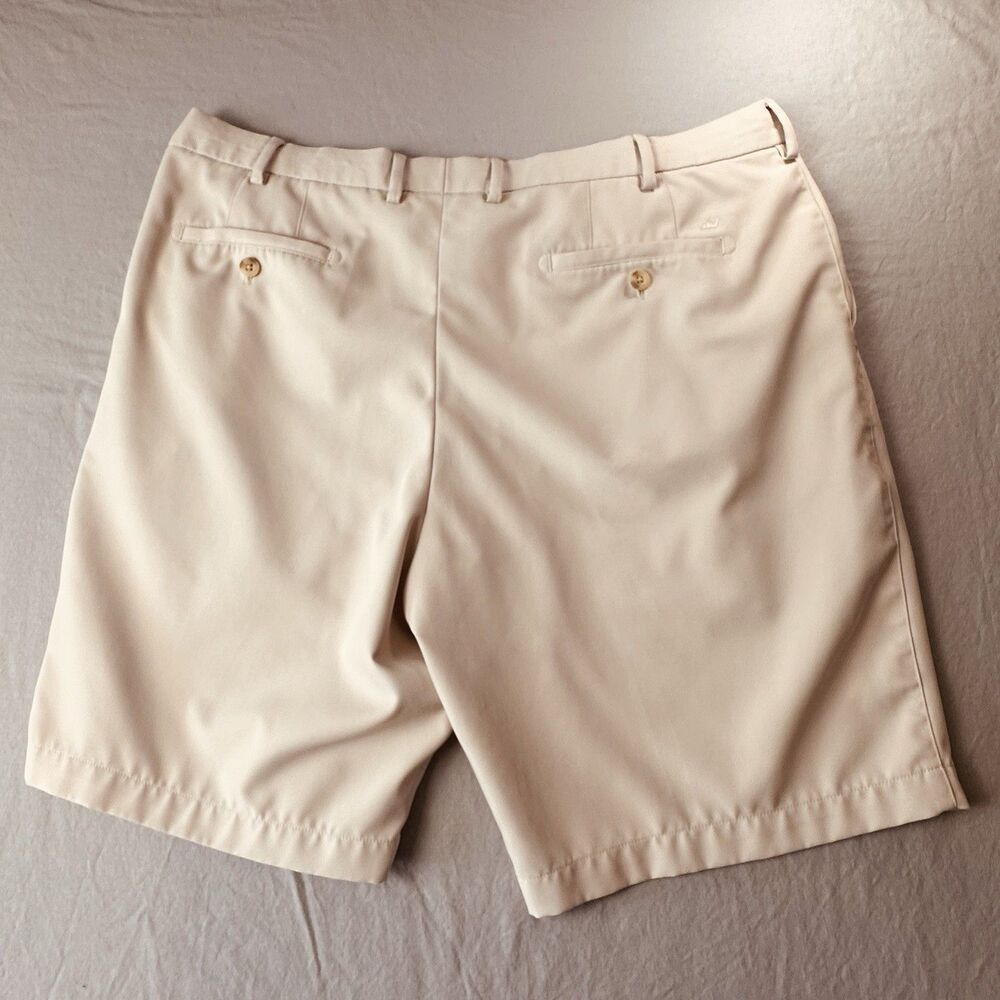 Peter Millar Crown Sport Mens Sz 40 Cream Colored Shorts 9” Inseam - Picture 5 of 10